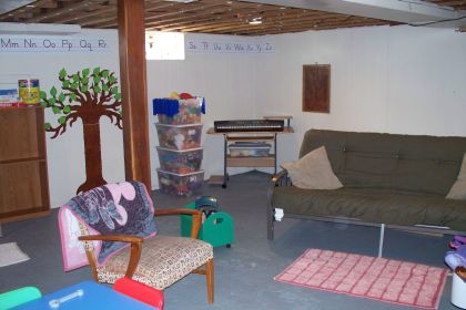 playroom after right